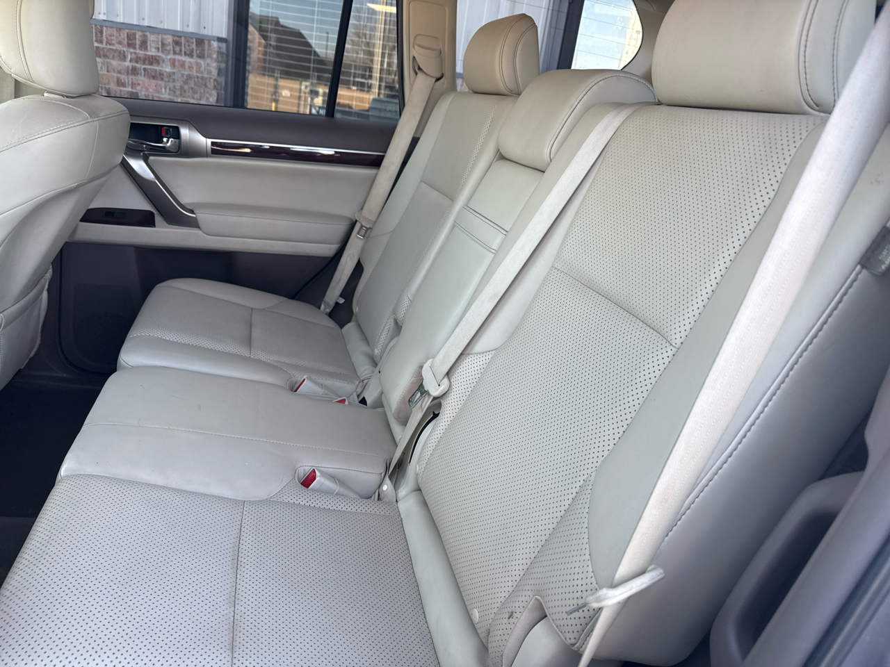 Lexus GX 460 4WD 4dr 2012