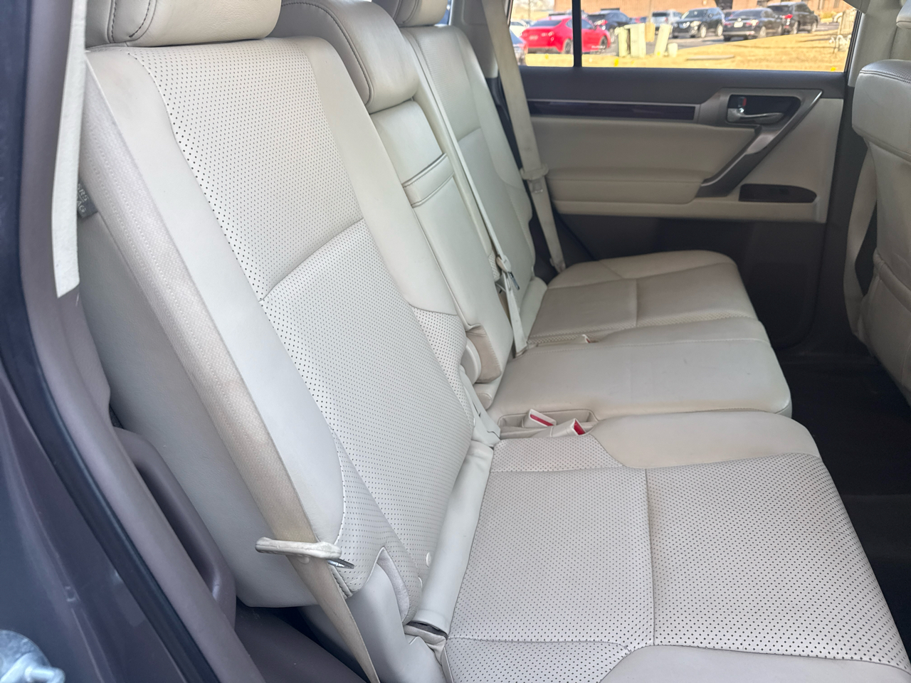 Lexus GX 460 4WD 4dr 2012