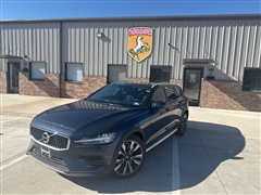 2020 Volvo V60 Cross Country 