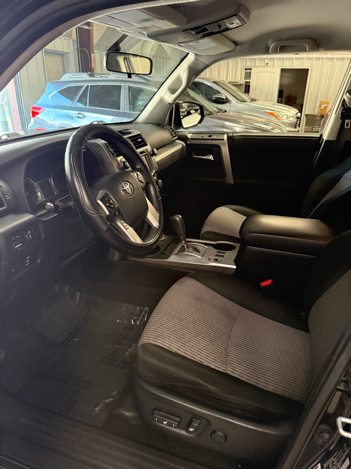 Toyota 4Runner TRD Off Road Premium 4WD (Natl) 2019