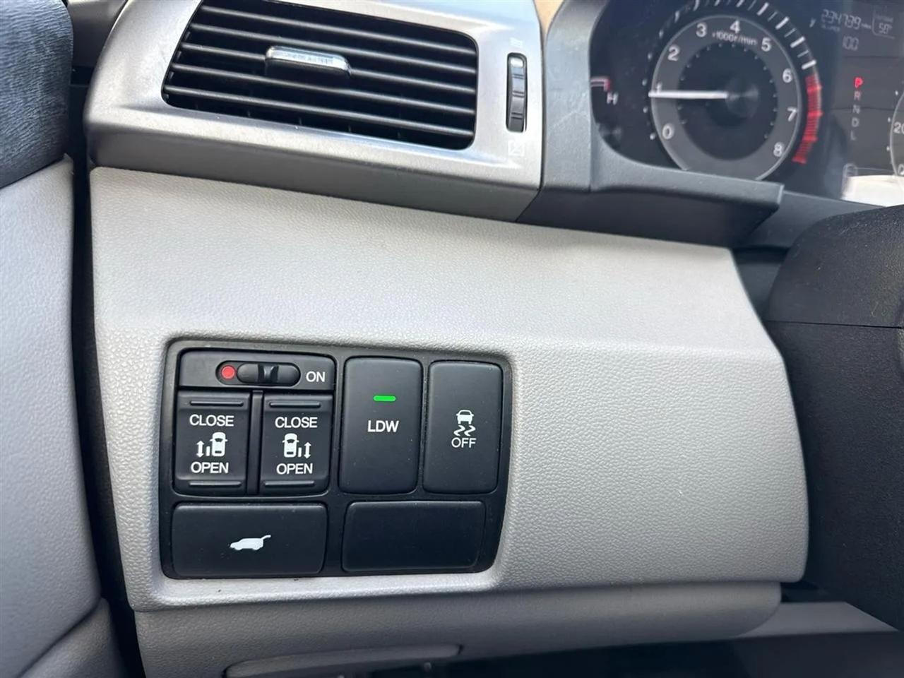 Honda Odyssey 5dr EX-L w/Navi 2015