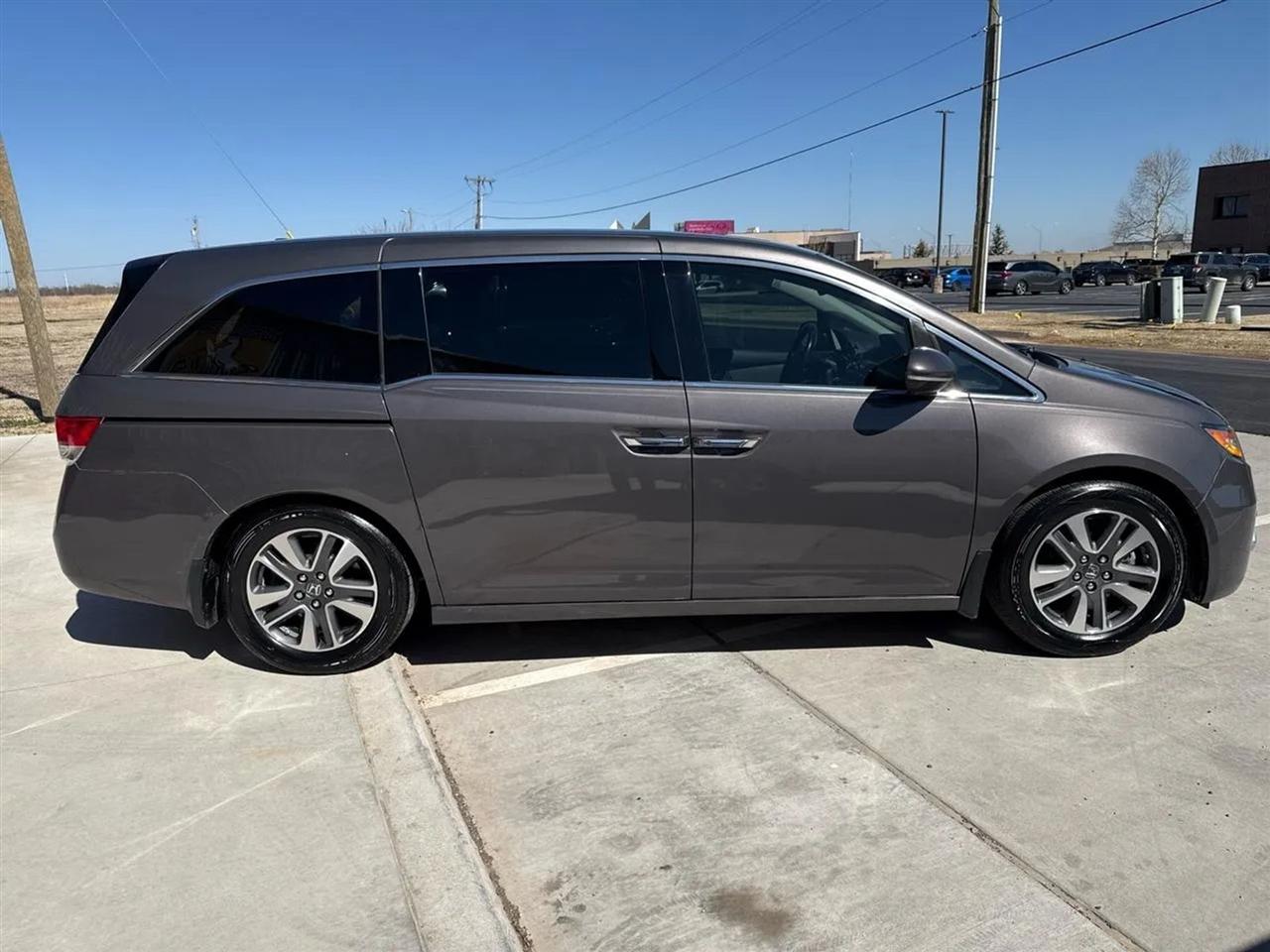Honda Odyssey 5dr Touring Elite 2015