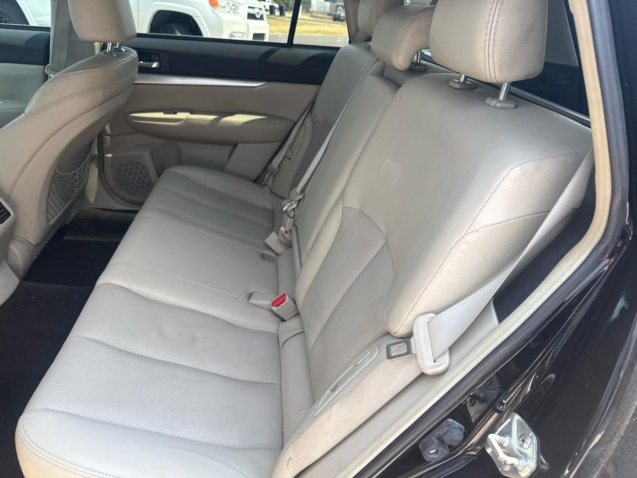Subaru Outback 4dr Wgn H6 Auto 3.6R Limited 2013