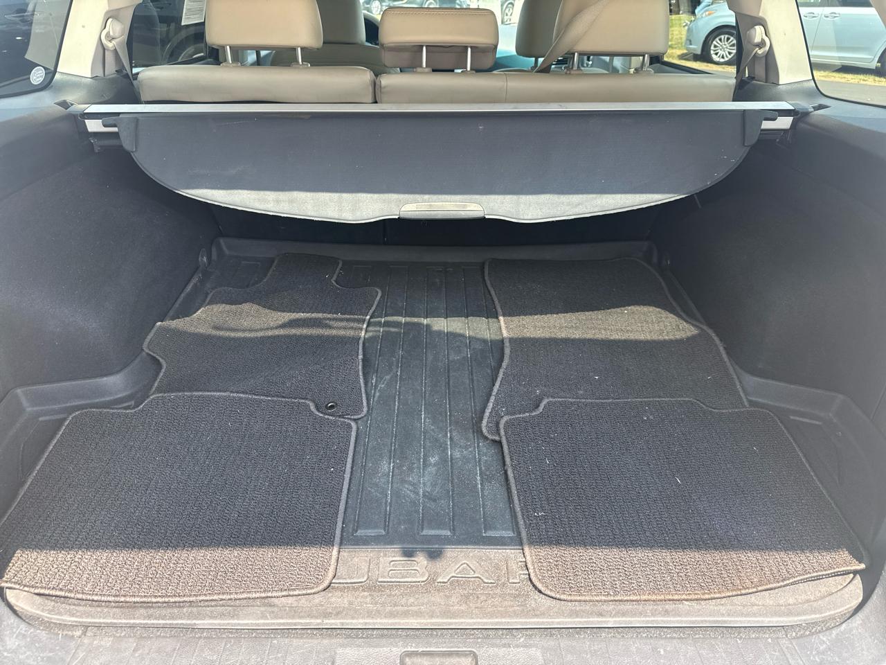Subaru Outback 4dr Wgn H6 Auto 3.6R Limited 2013