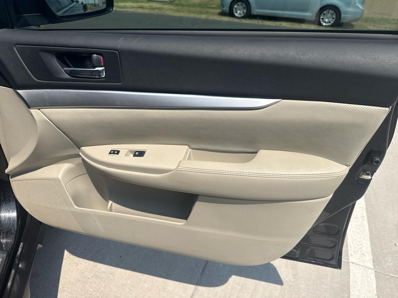 Subaru Outback 4dr Wgn H6 Auto 3.6R Limited 2013