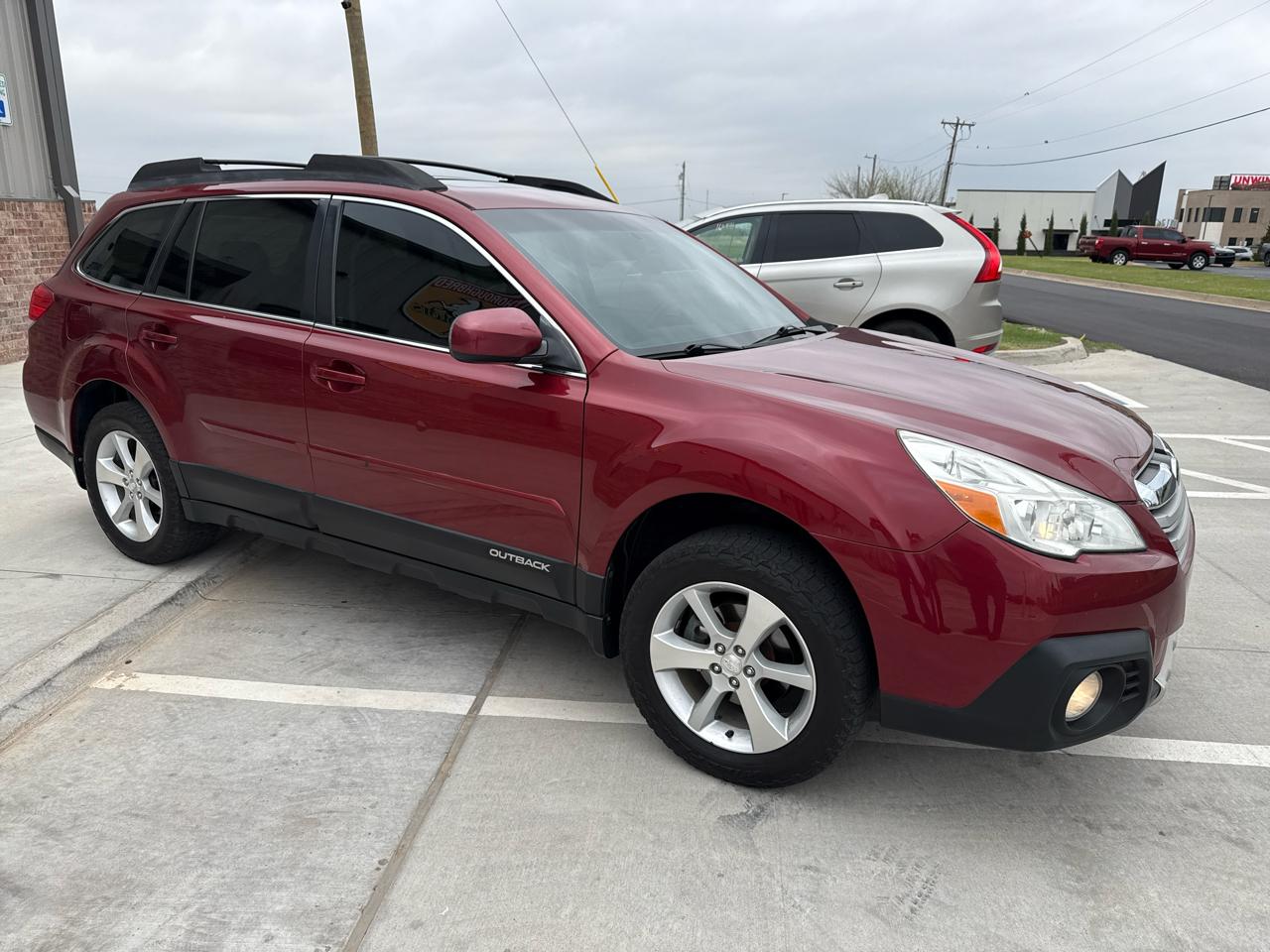 Subaru Outback 4dr Wgn H4 Auto 2.5i Limited 2013