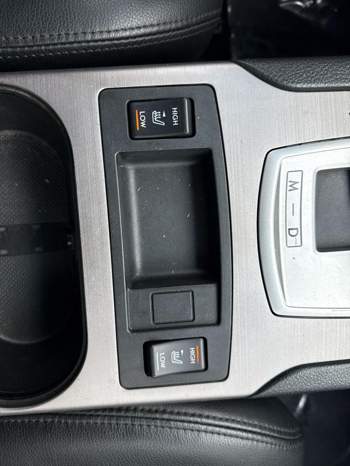 Subaru Outback 4dr Wgn H4 Auto 2.5i Limited 2013