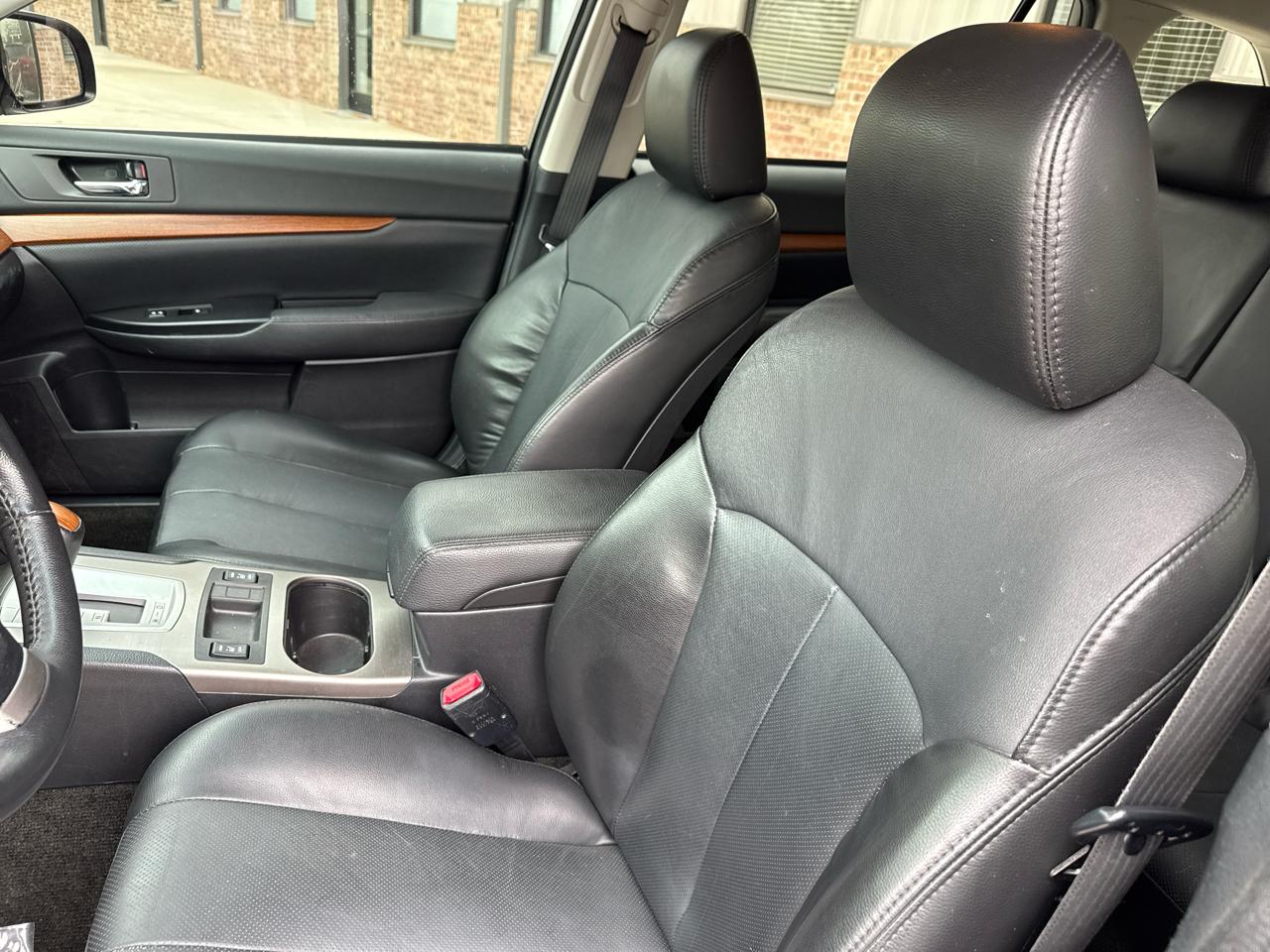 Subaru Outback 4dr Wgn H4 Auto 2.5i Limited 2013