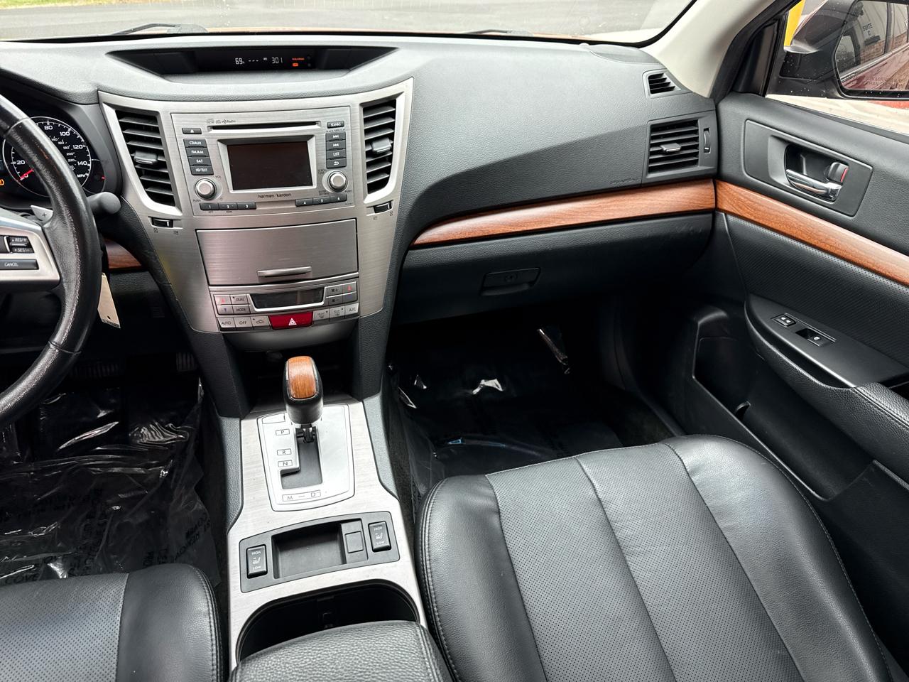 Subaru Outback 4dr Wgn H4 Auto 2.5i Limited 2013