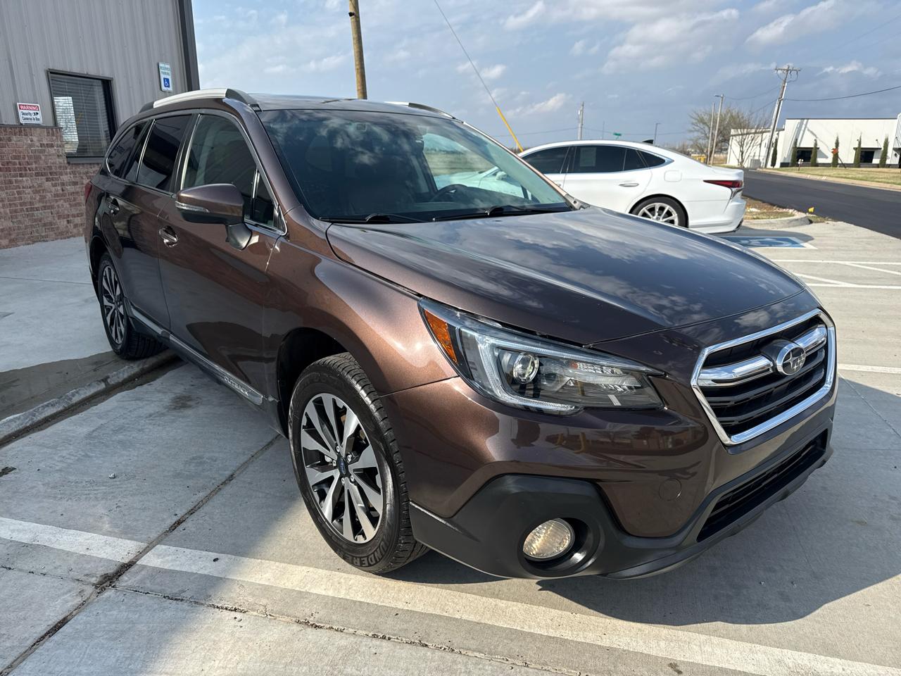 Subaru Outback 3.6R Touring 2019