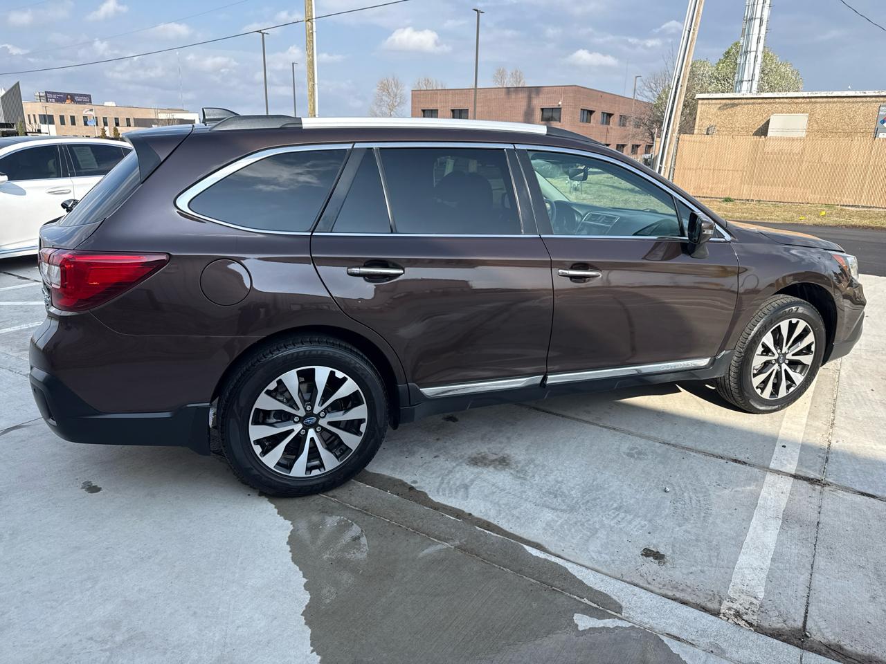 Subaru Outback 3.6R Touring 2019