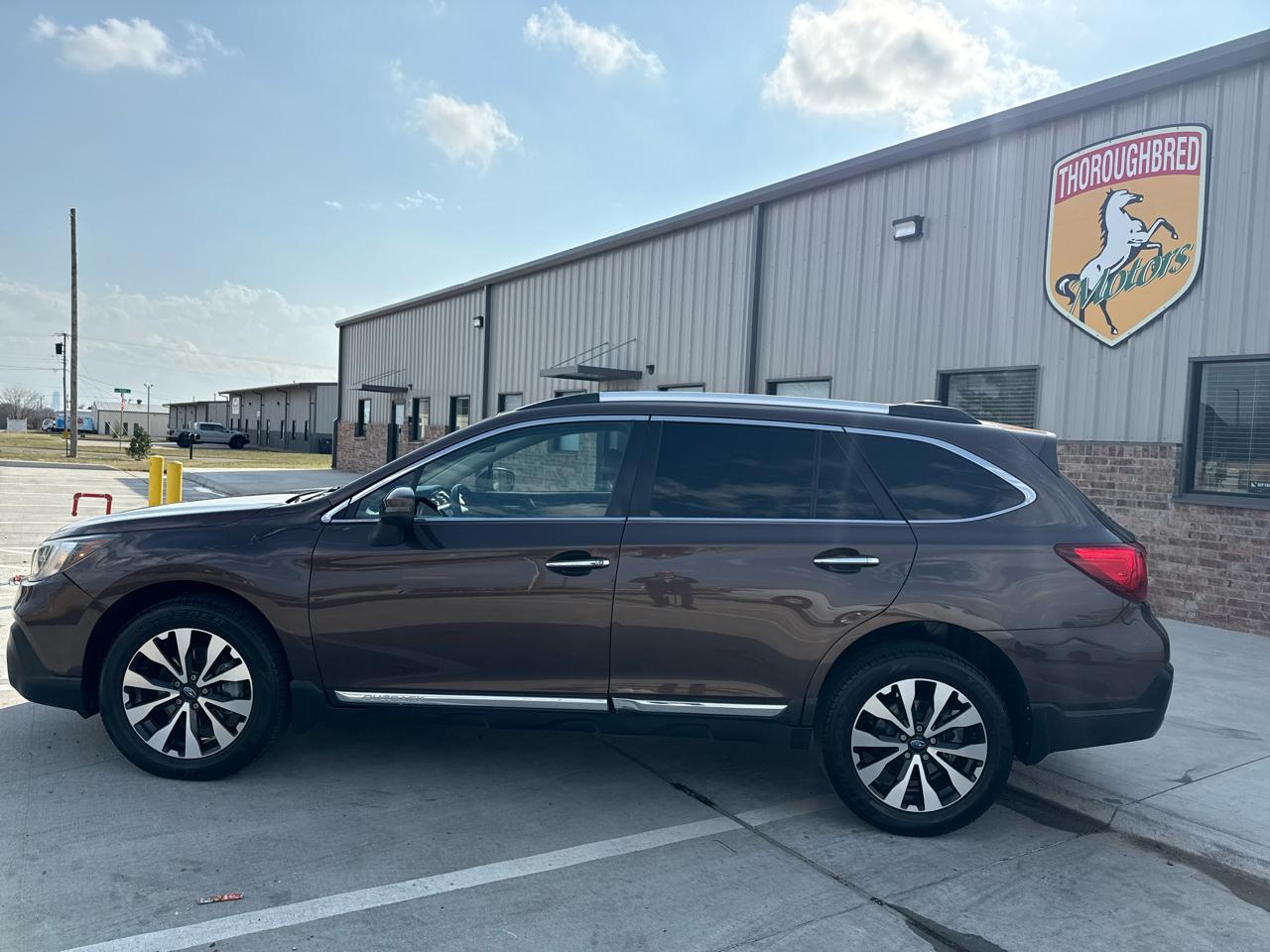 Subaru Outback 3.6R Touring 2019
