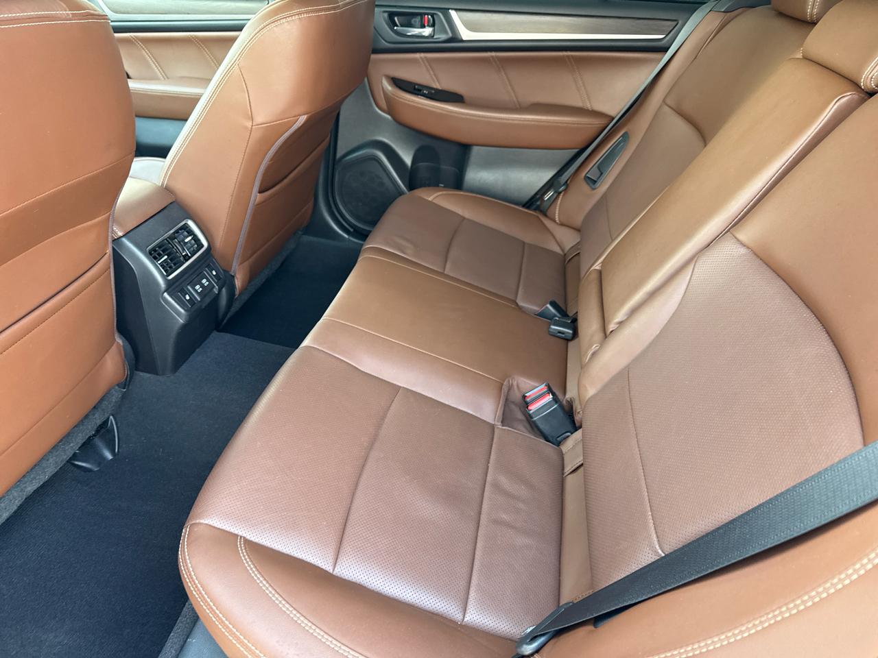 Subaru Outback 3.6R Touring 2019