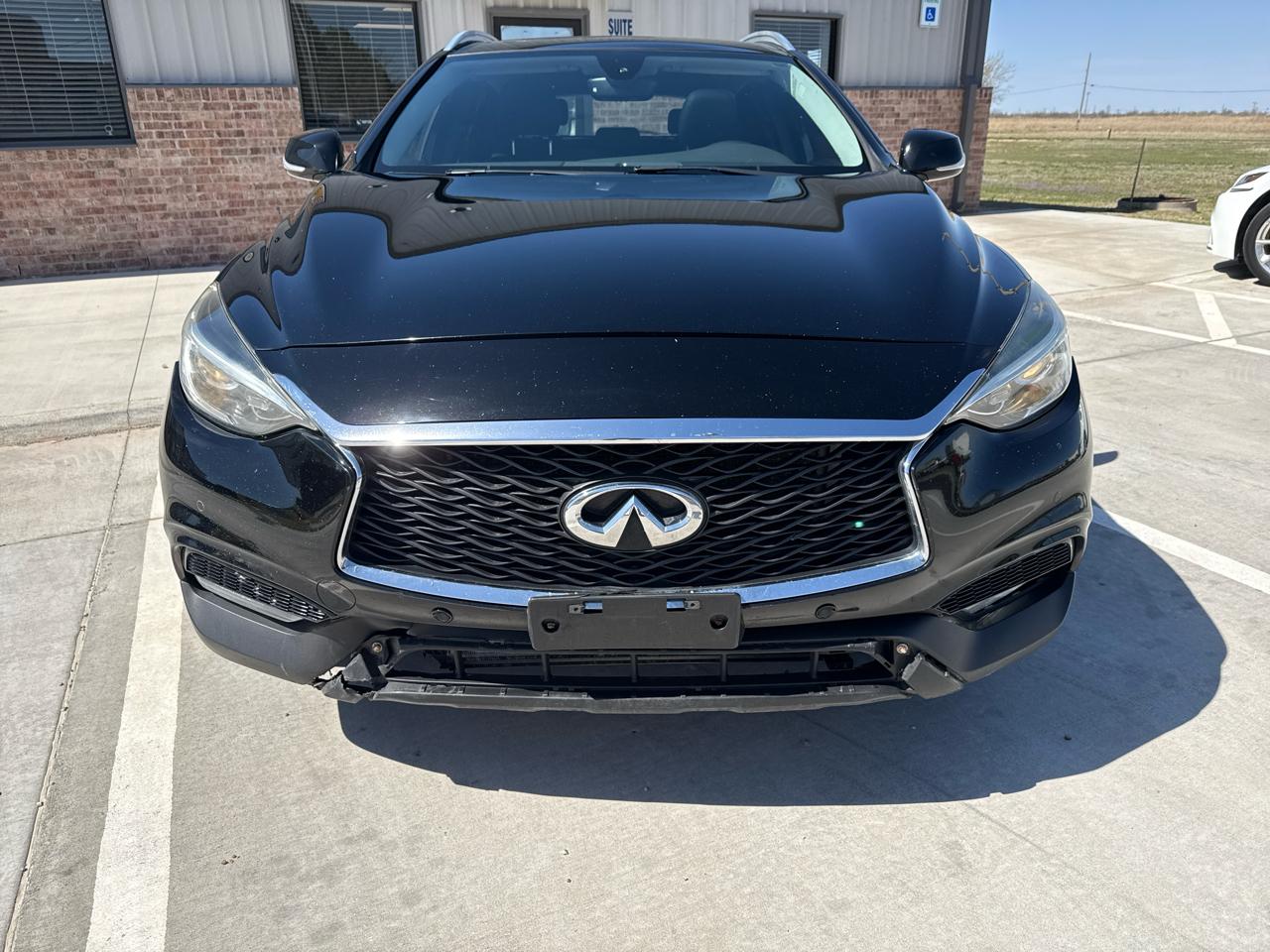 Infiniti QX30 Premium AWD *Ltd Avail* 2017