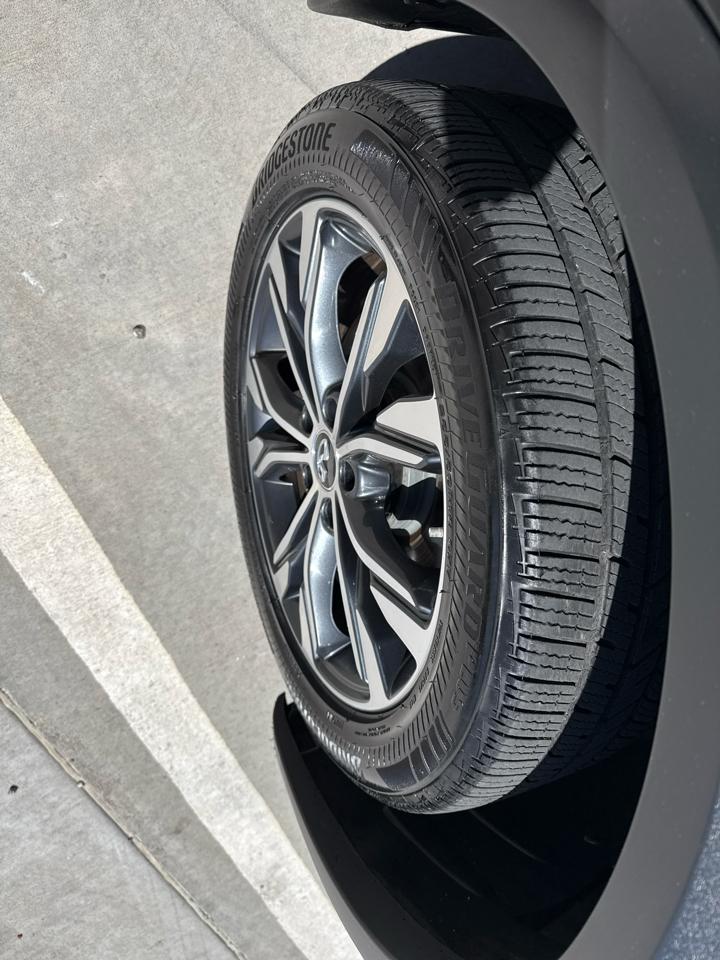 Infiniti QX30 Premium AWD *Ltd Avail* 2017