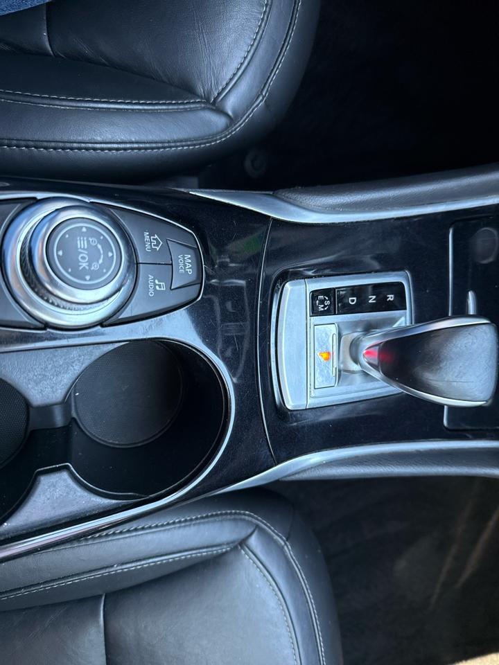 Infiniti QX30 Premium AWD *Ltd Avail* 2017