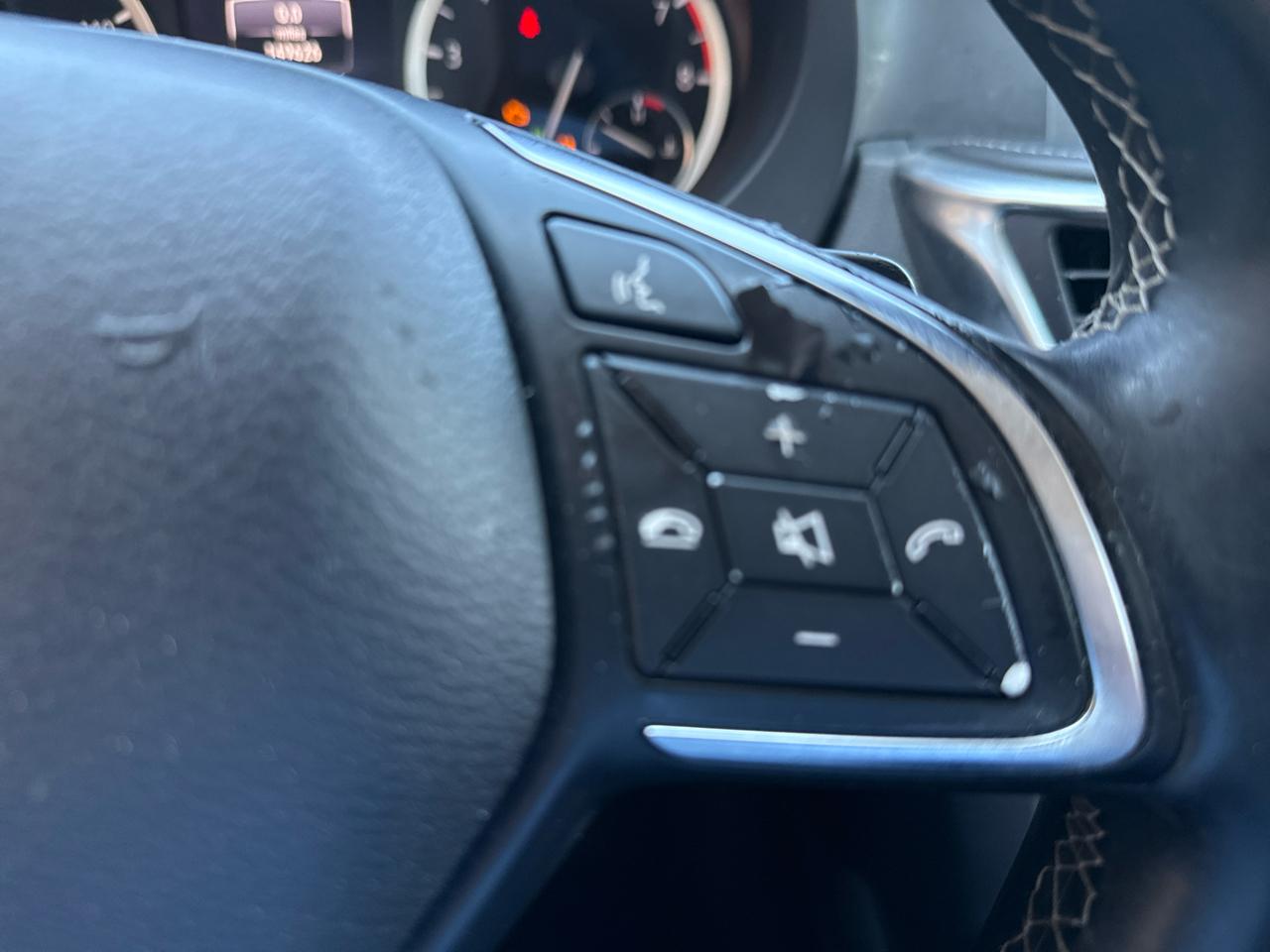 Infiniti QX30 Premium AWD *Ltd Avail* 2017