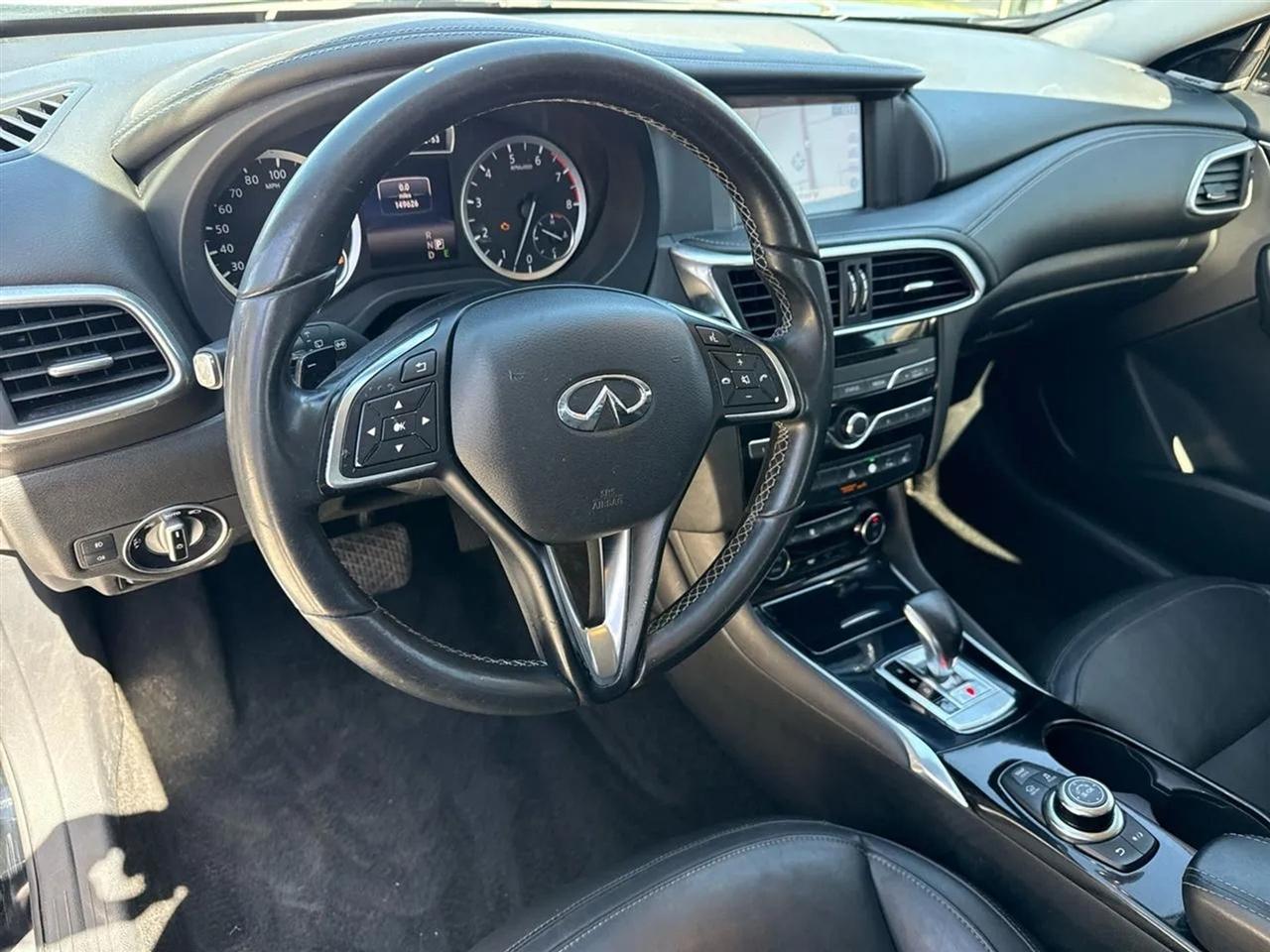 Infiniti QX30 Premium AWD *Ltd Avail* 2017