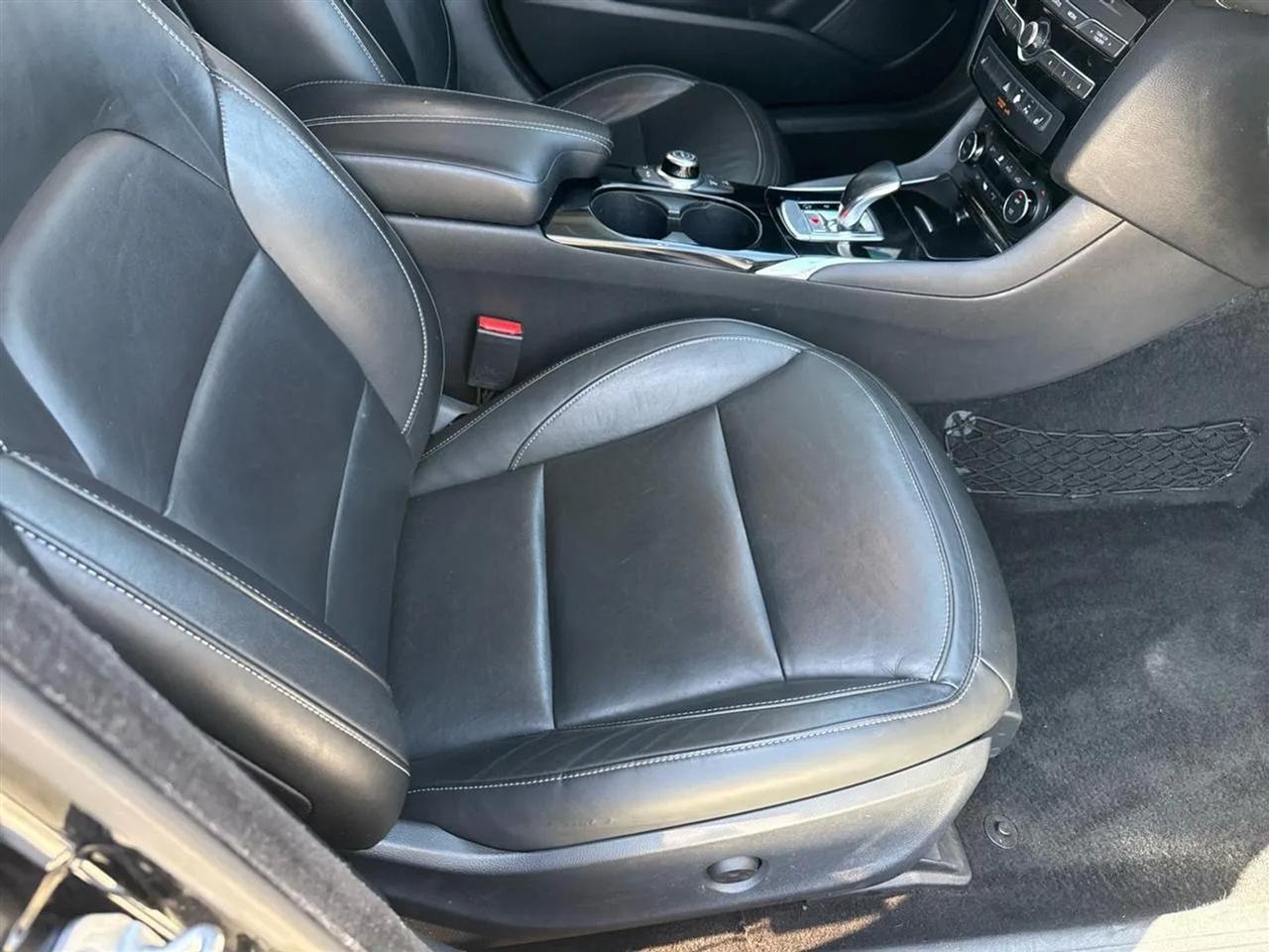 Infiniti QX30 Premium AWD *Ltd Avail* 2017