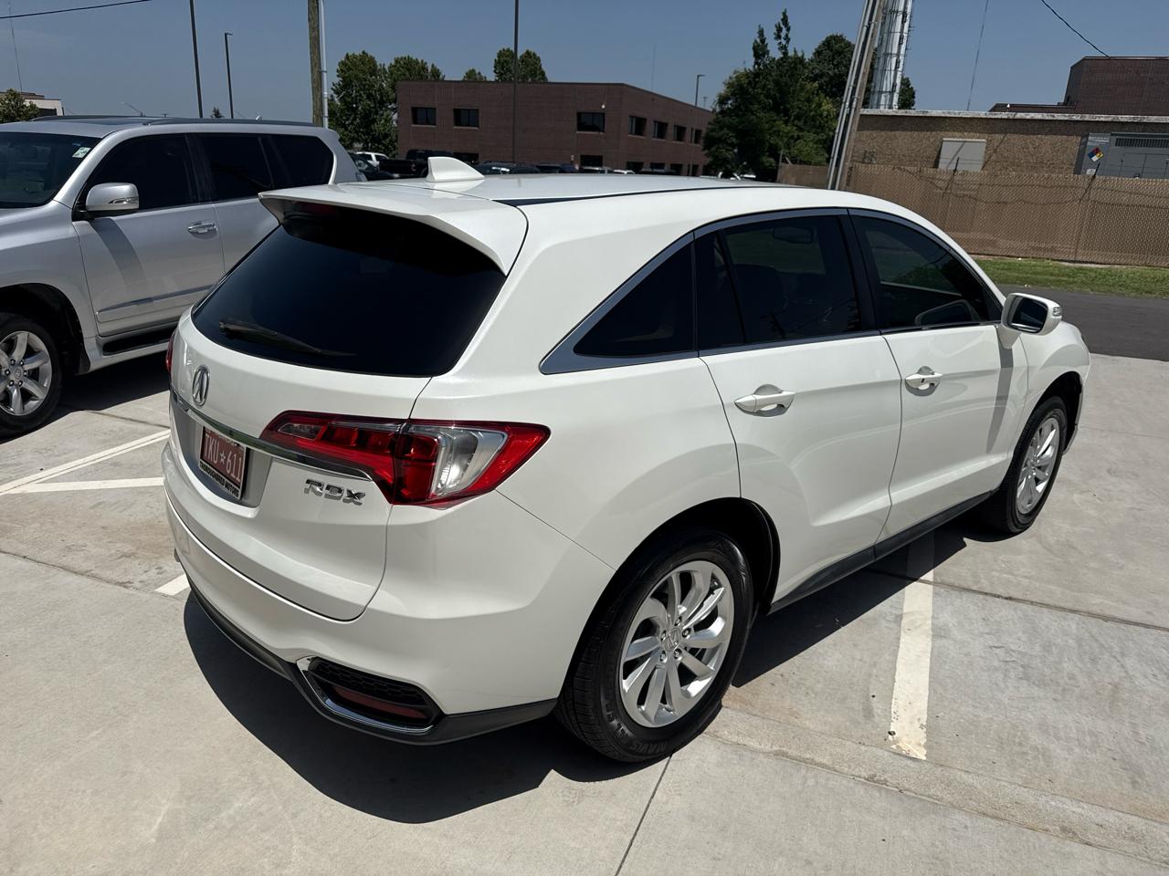 Acura RDX FWD 4dr Tech/AcuraWatch Plus Pkg 2016