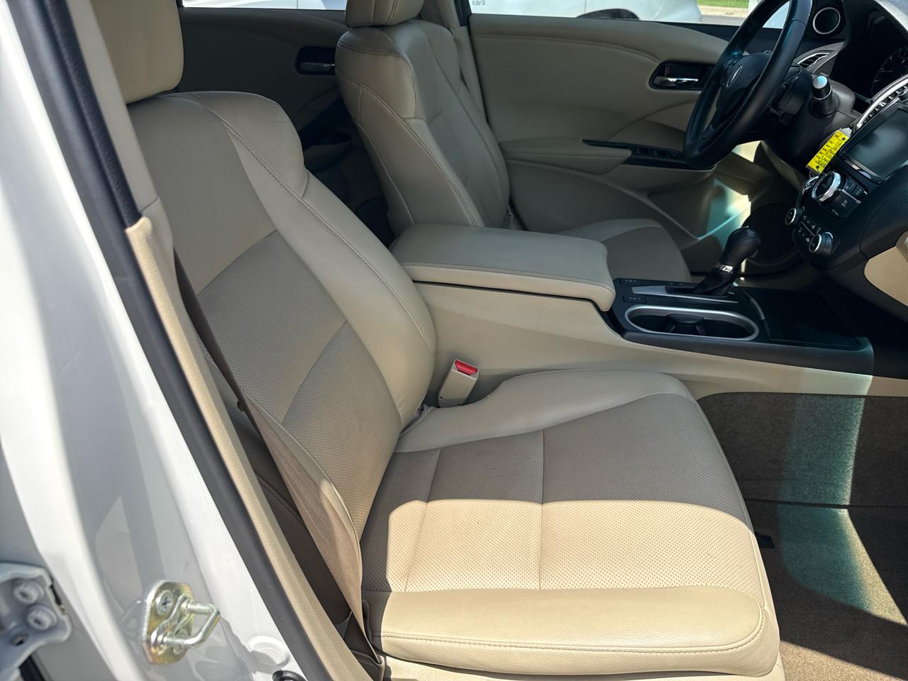 Acura RDX FWD 4dr Tech/AcuraWatch Plus Pkg 2016