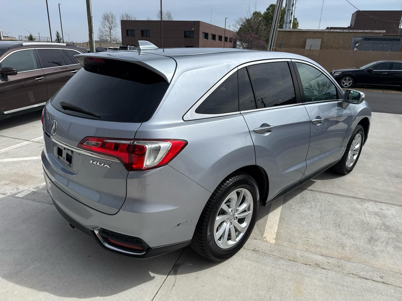 Acura RDX FWD 4dr Tech/AcuraWatch Plus Pkg 2016
