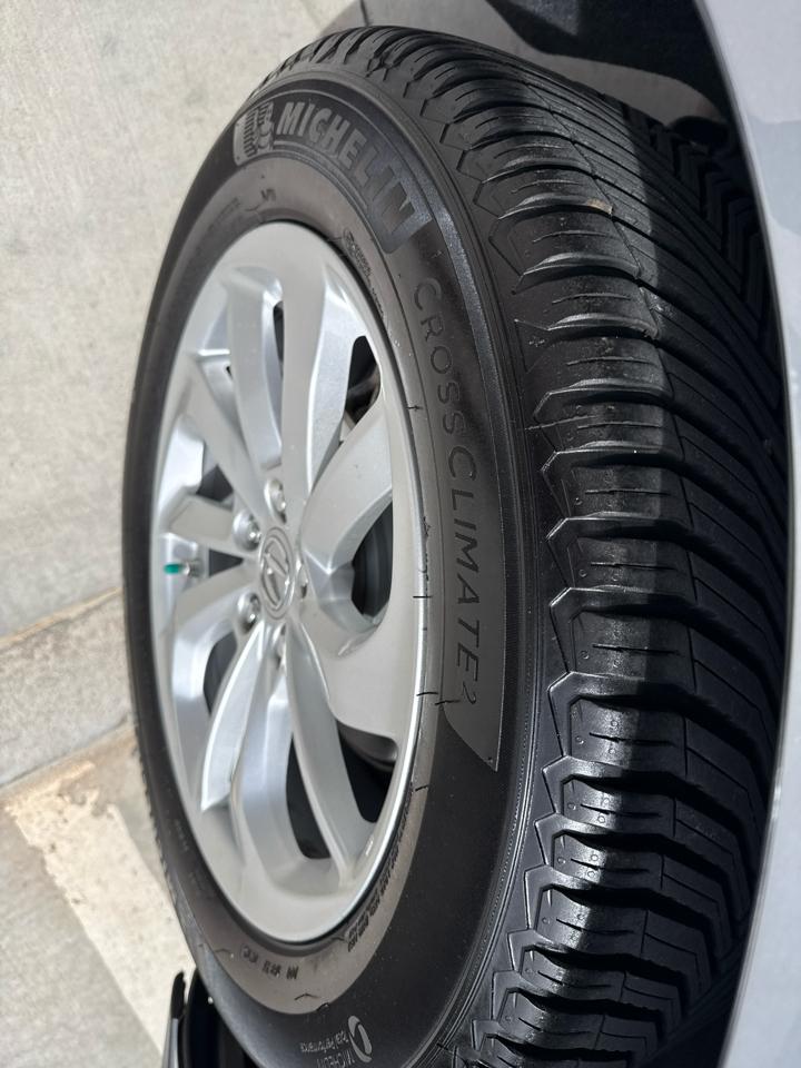 Acura RDX FWD 4dr Tech/AcuraWatch Plus Pkg 2016