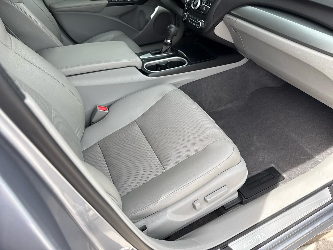 Acura RDX FWD 4dr Tech/AcuraWatch Plus Pkg 2016