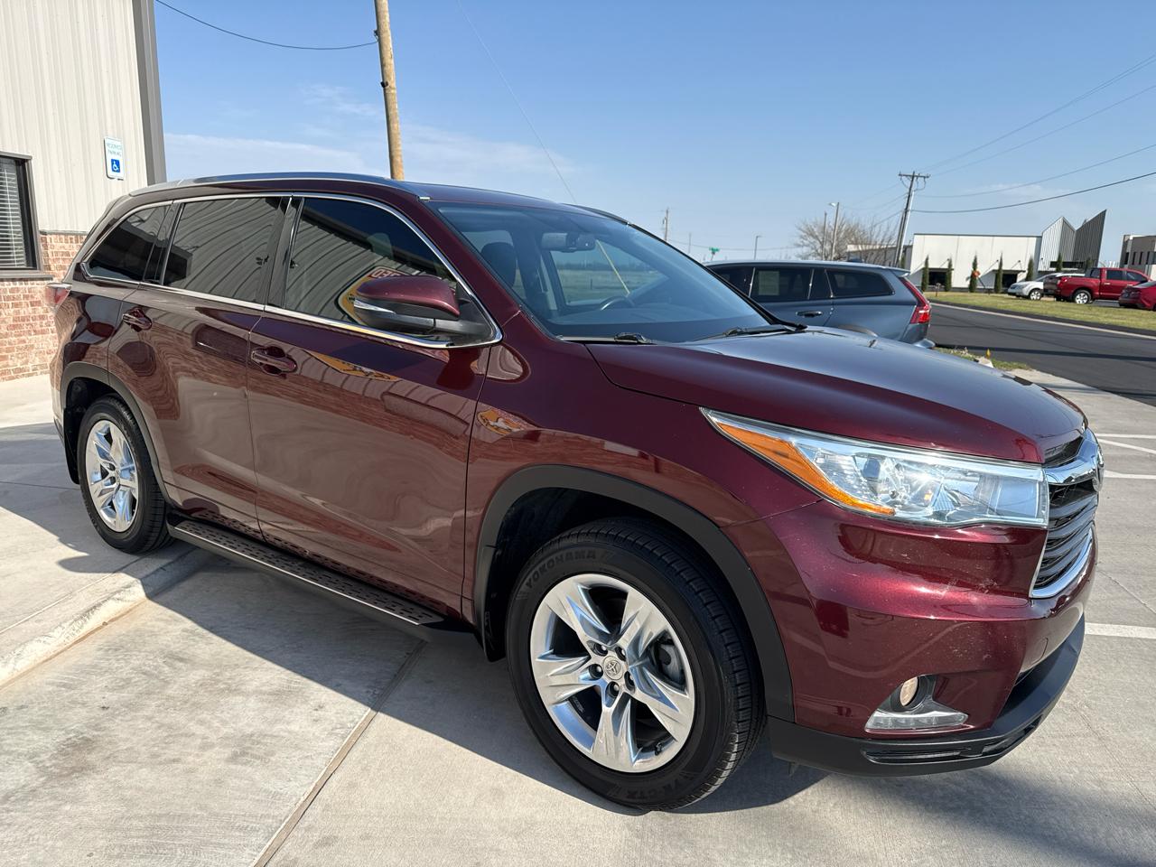 Toyota Highlander FWD 4dr V6  Limited (Natl) 2014