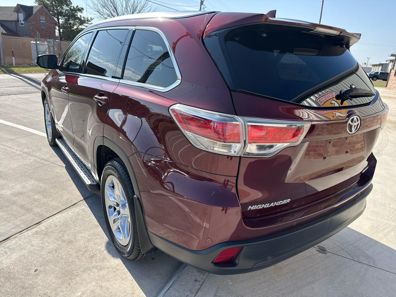 Toyota Highlander FWD 4dr V6  Limited (Natl) 2014