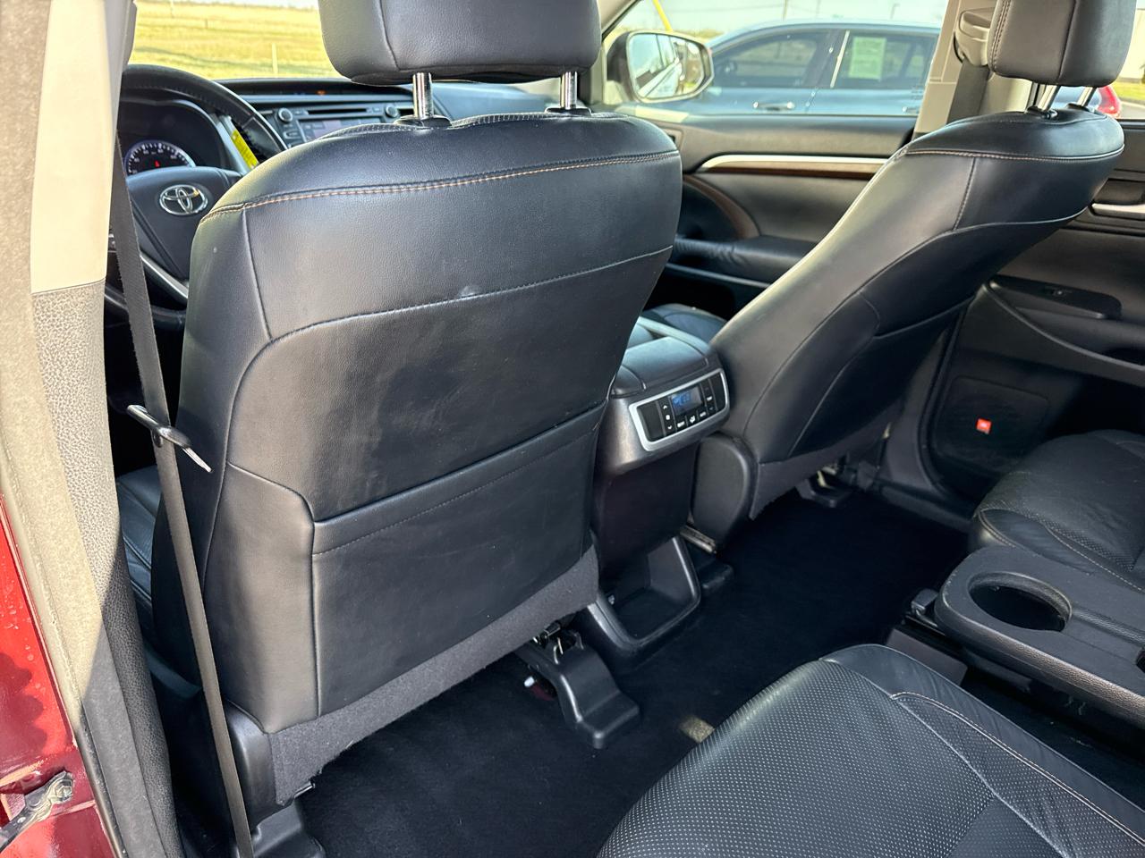 Toyota Highlander FWD 4dr V6  Limited (Natl) 2014