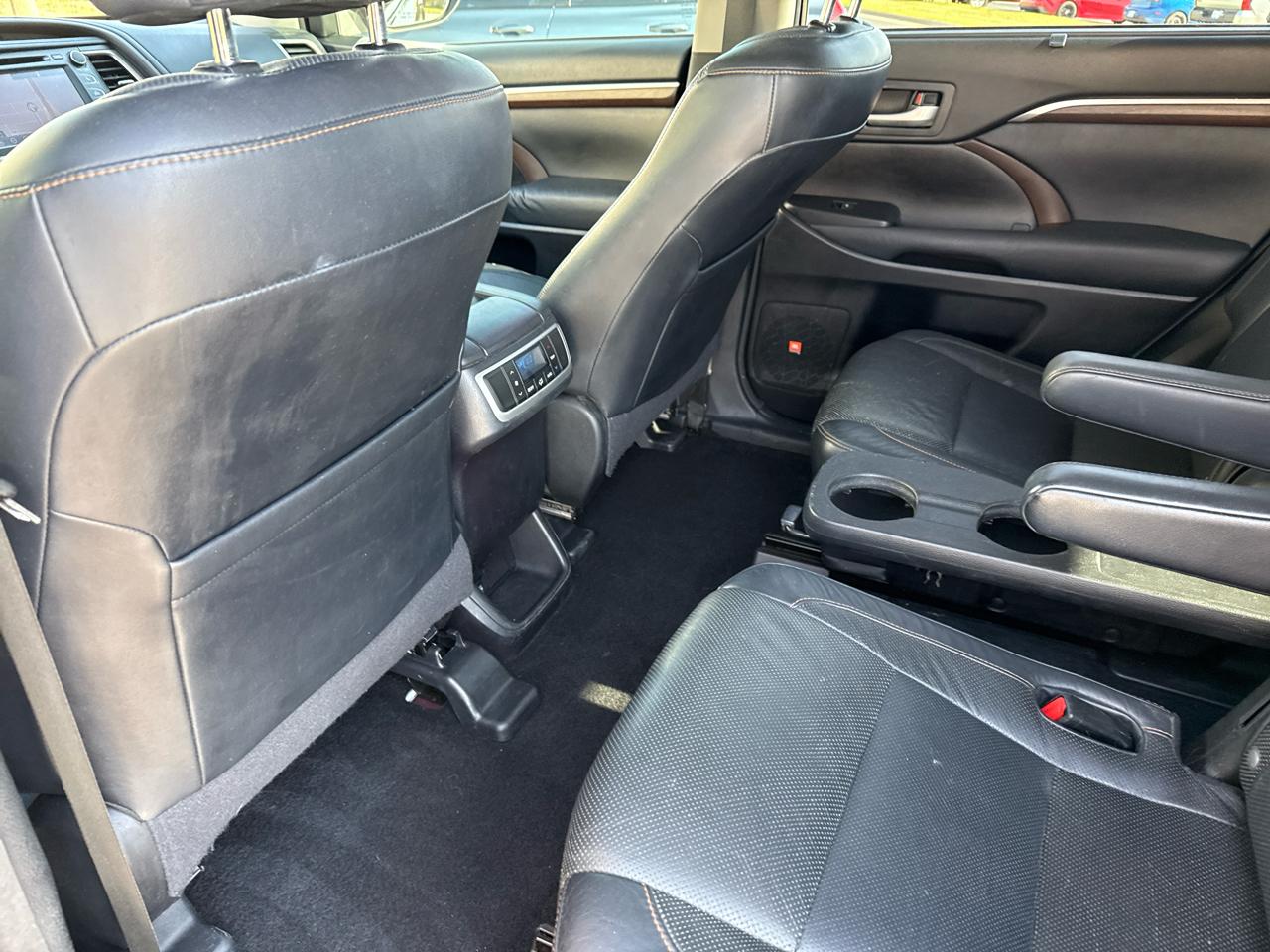 Toyota Highlander FWD 4dr V6  Limited (Natl) 2014