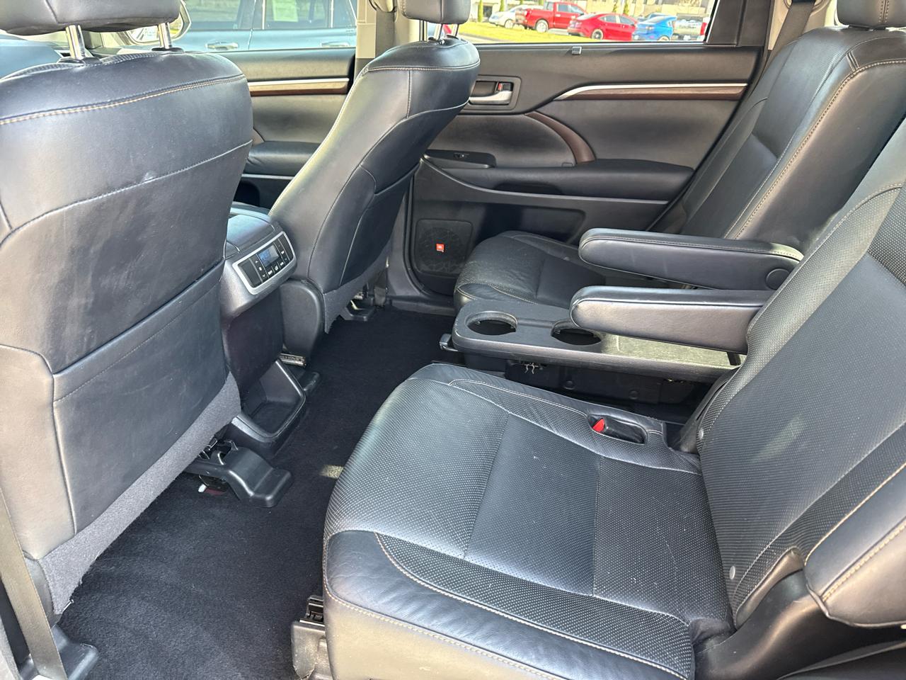 Toyota Highlander FWD 4dr V6  Limited (Natl) 2014