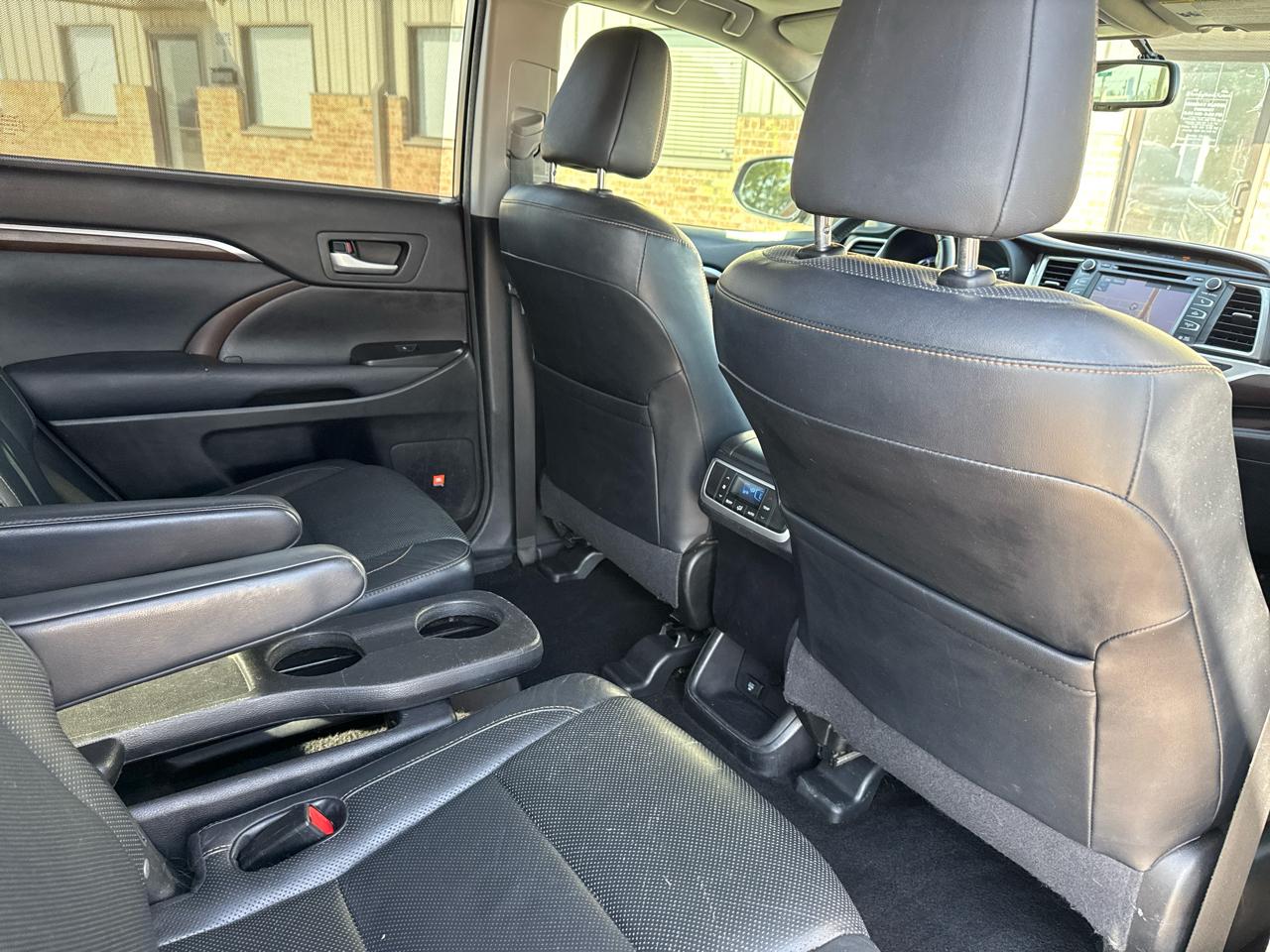 Toyota Highlander FWD 4dr V6  Limited (Natl) 2014