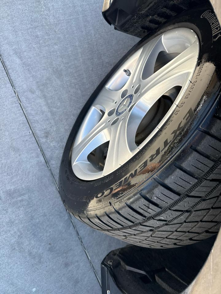 Mercedes-Benz E-Class 4dr Sdn E 250 BlueTEC Sport 4MATIC 2014