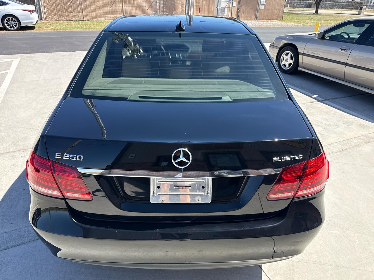 Mercedes-Benz E-Class 4dr Sdn E 250 BlueTEC Sport 4MATIC 2014