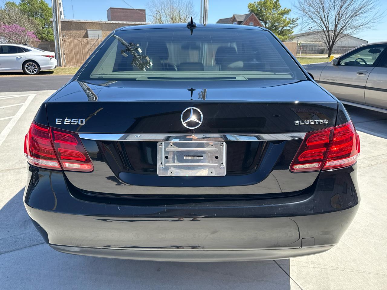 Mercedes-Benz E-Class 4dr Sdn E 250 BlueTEC Sport 4MATIC 2014