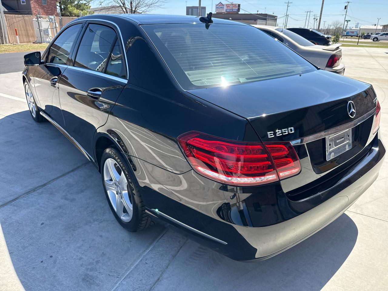 Mercedes-Benz E-Class 4dr Sdn E 250 BlueTEC Sport 4MATIC 2014