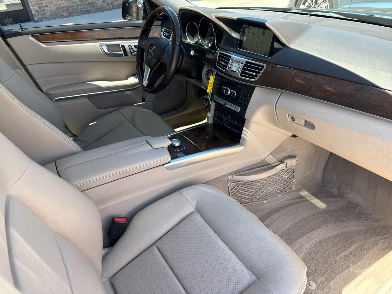 Mercedes-Benz E-Class 4dr Sdn E 250 BlueTEC Sport 4MATIC 2014