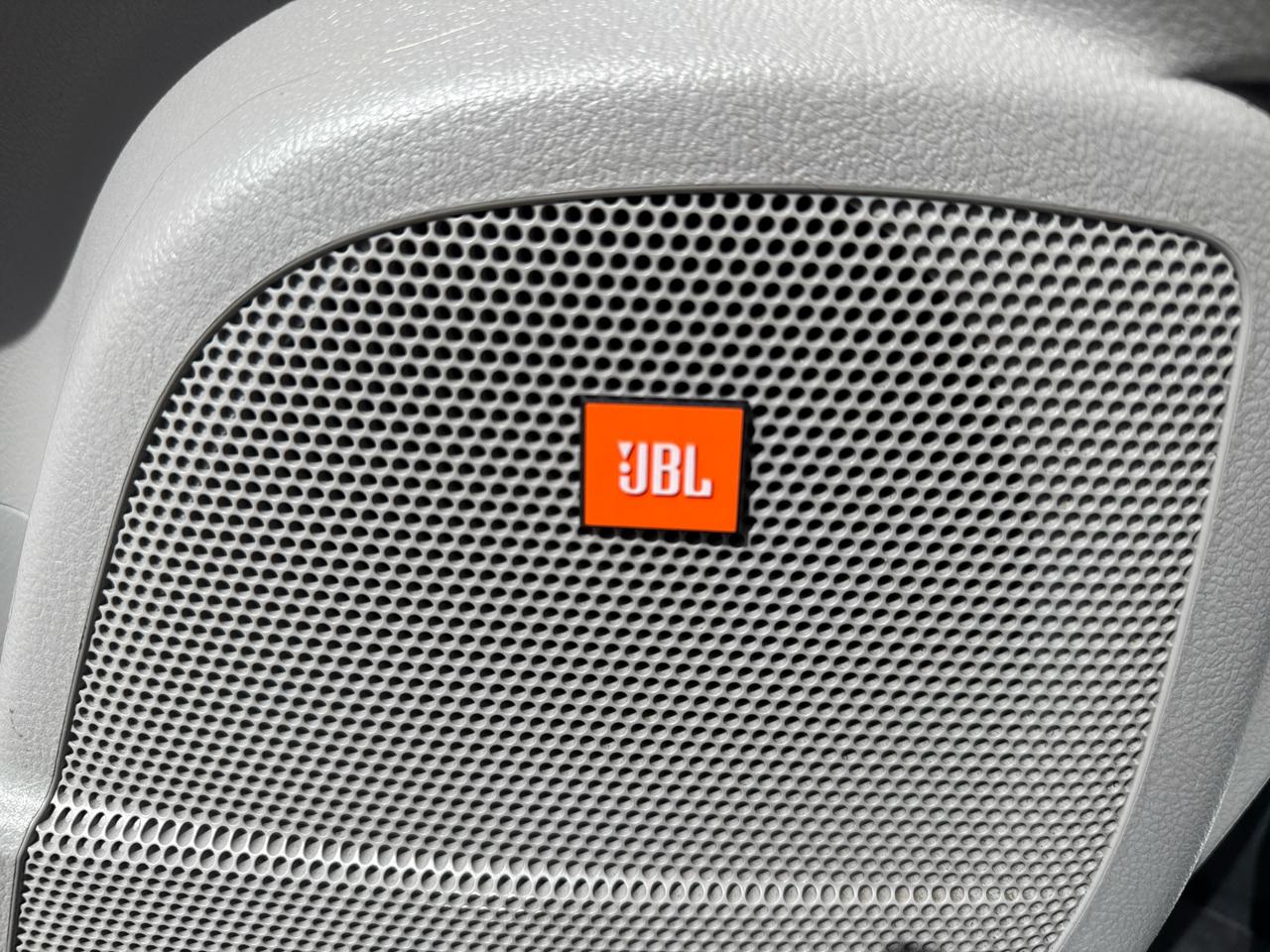 Toyota Highlander FWD 4dr V6 Limited (Natl) 2011