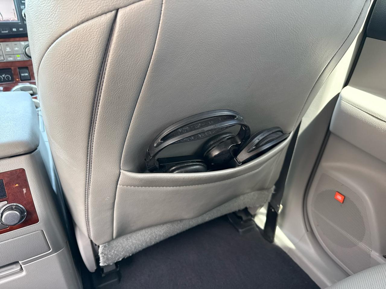 Toyota Highlander FWD 4dr V6 Limited (Natl) 2011