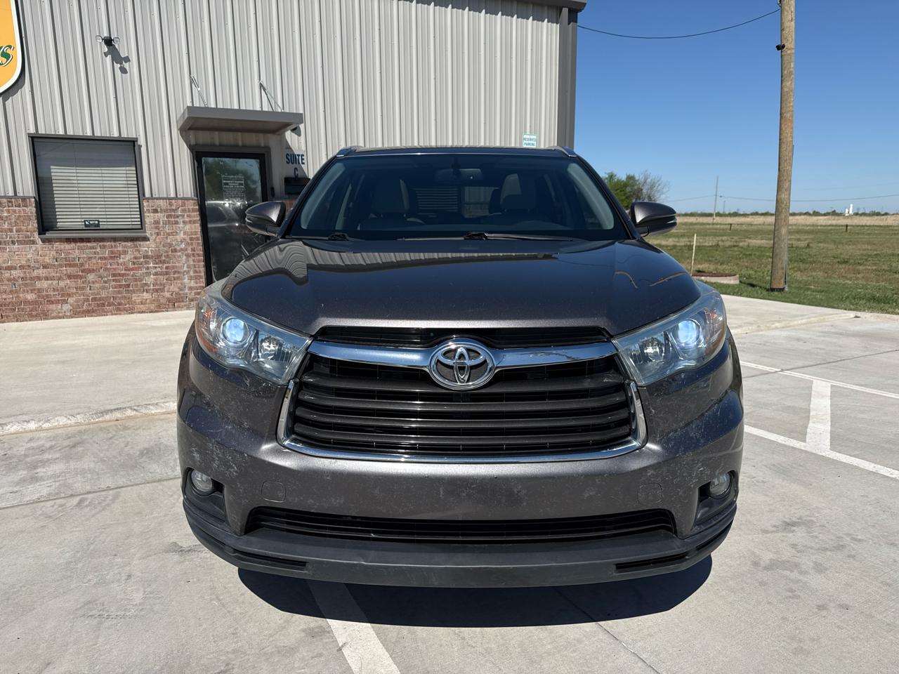 Toyota Highlander FWD 4dr V6 XLE (Natl) 2015