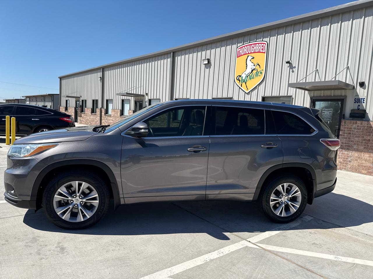 Toyota Highlander FWD 4dr V6 XLE (Natl) 2015