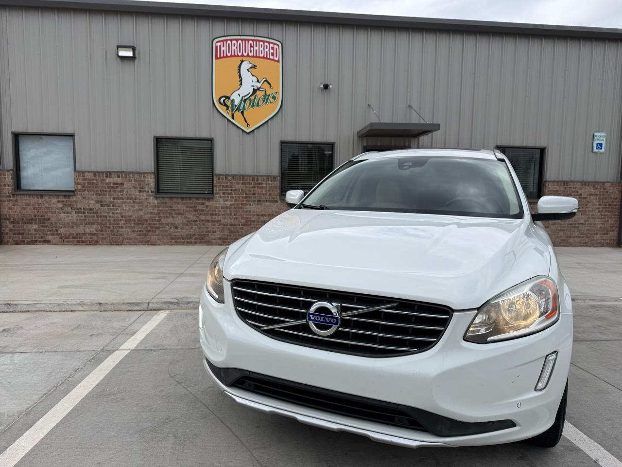 Volvo XC60 FWD 4dr 3.2L 2014