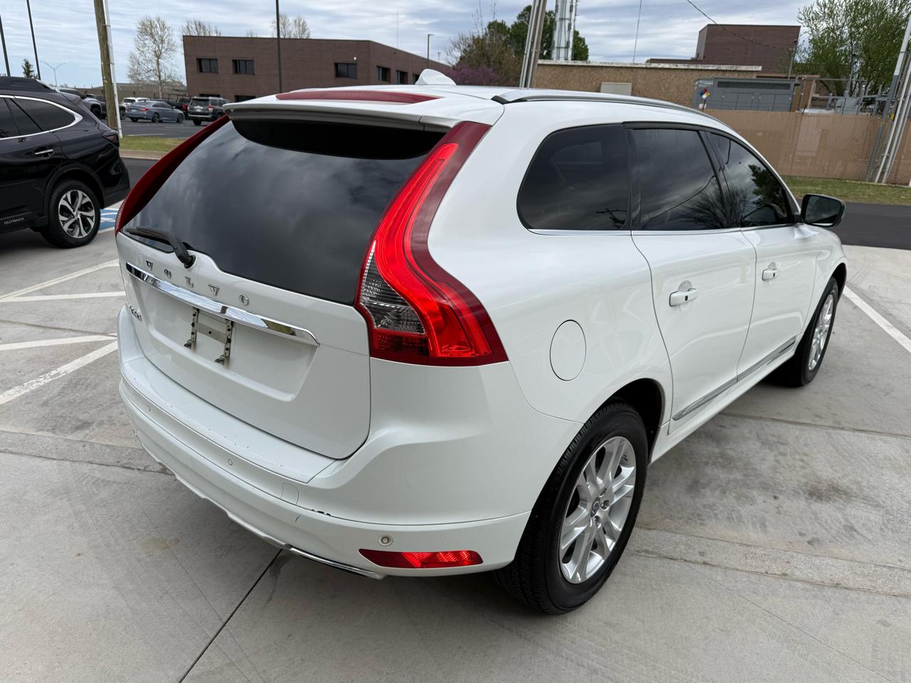 Volvo XC60 FWD 4dr 3.2L 2014