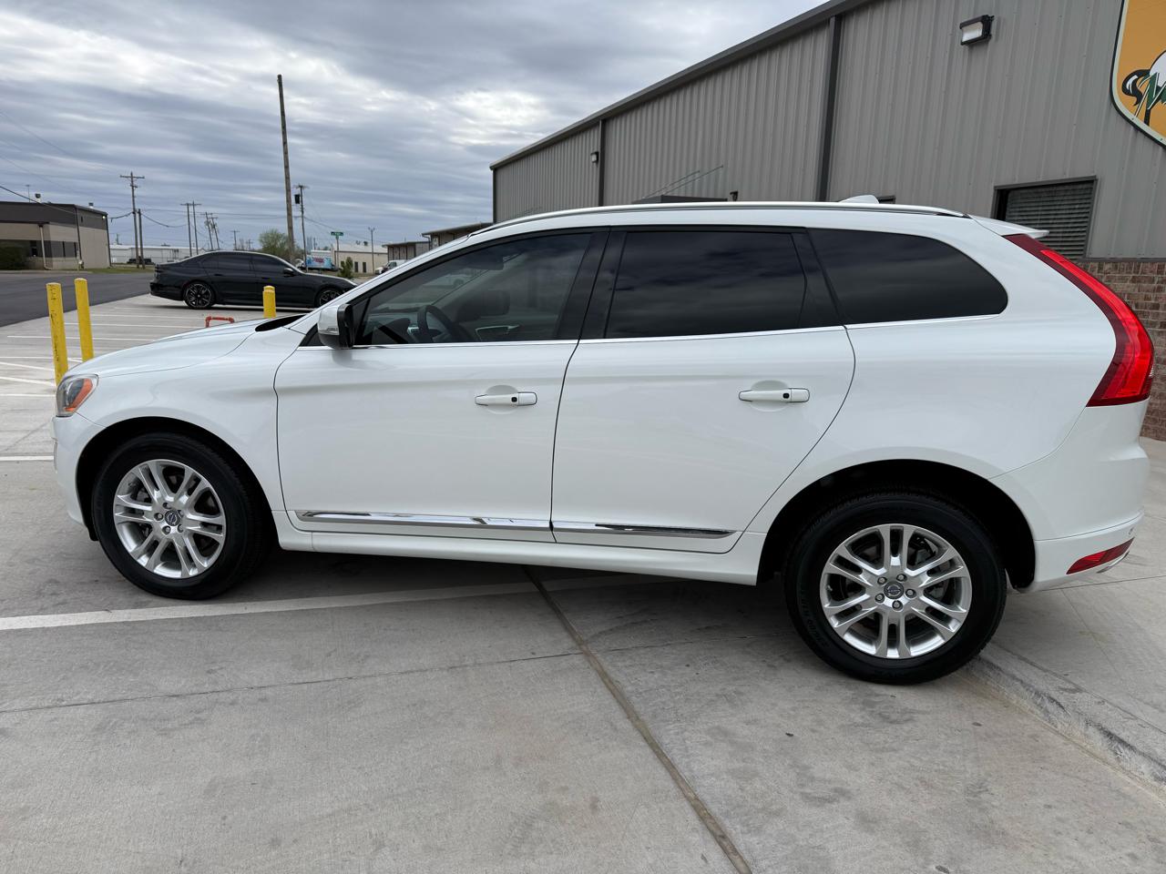 Volvo XC60 FWD 4dr 3.2L 2014