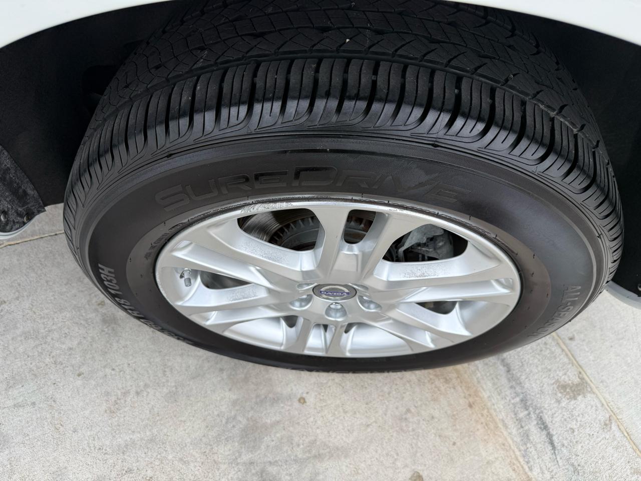 Volvo XC60 FWD 4dr 3.2L 2014