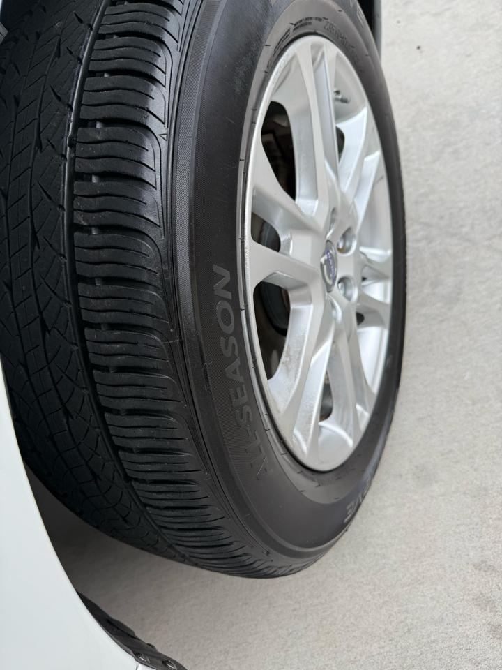 Volvo XC60 FWD 4dr 3.2L 2014