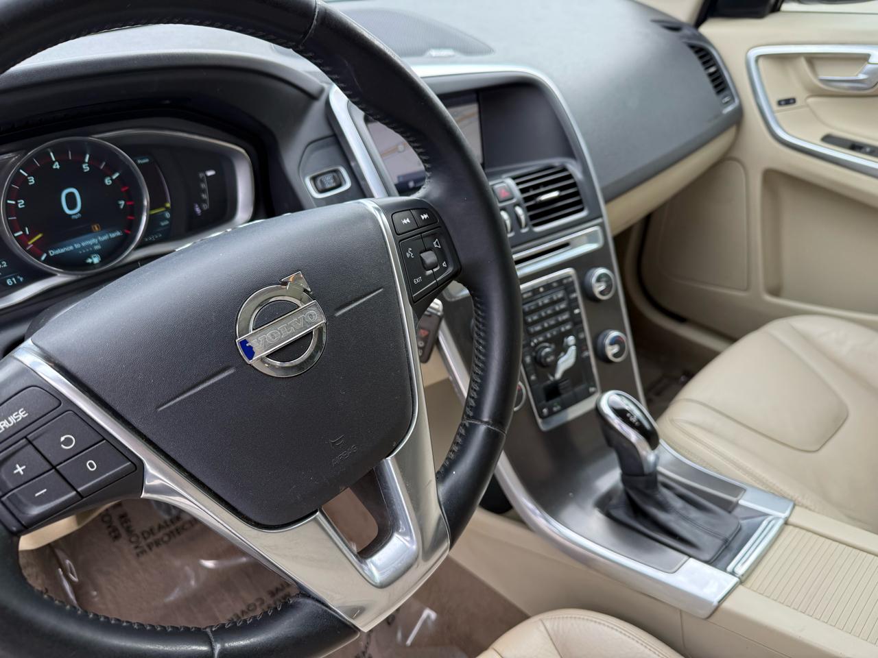 Volvo XC60 FWD 4dr 3.2L 2014