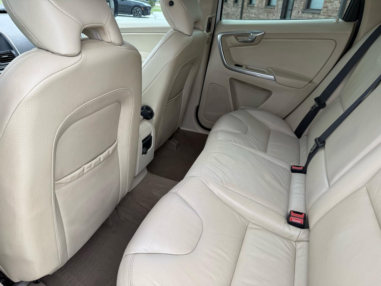 Volvo XC60 FWD 4dr 3.2L 2014